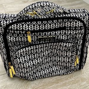 Used only 2x. Changing pad not included.